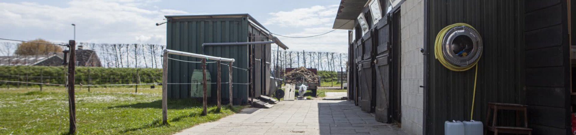 Paardenstallen bij Schouten